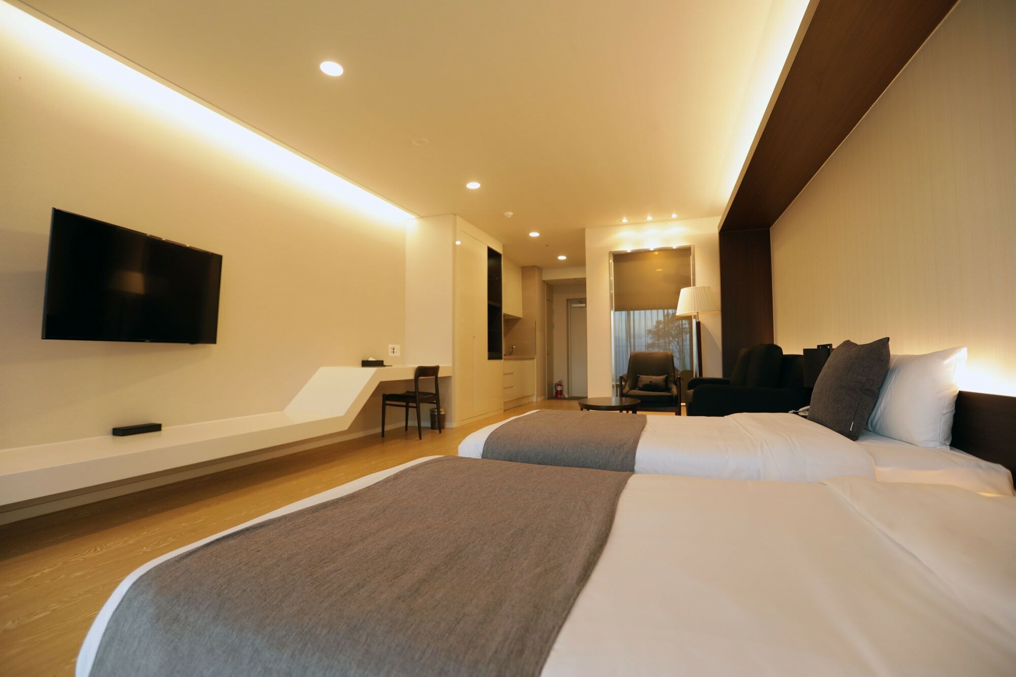 סאוגוויפו The Qube Resort Jeju מראה חיצוני תמונה